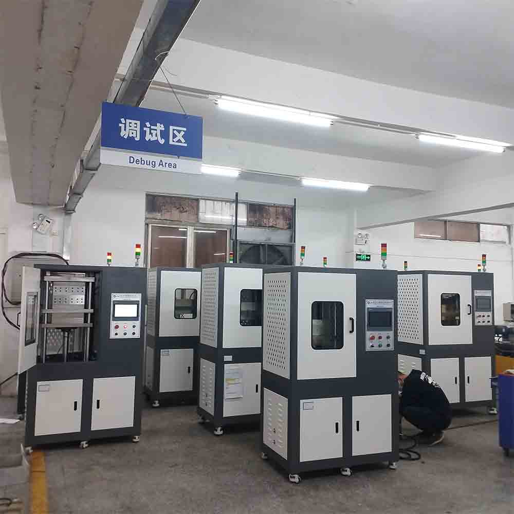 客户定制10台平板硫化机 调试准备发货