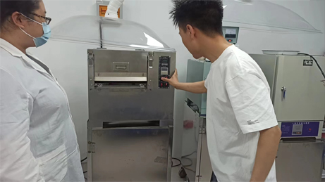 精亮公司售后操作培训
